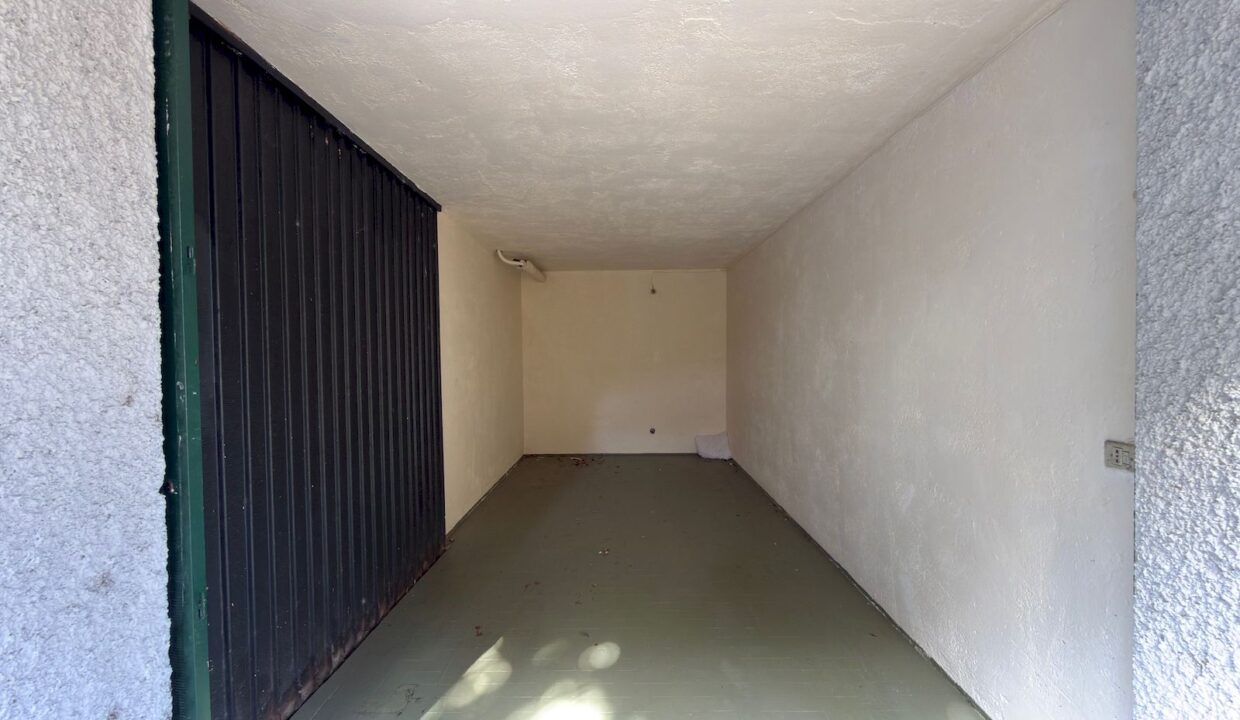 Domaso Appartamento con Balcone e Garage