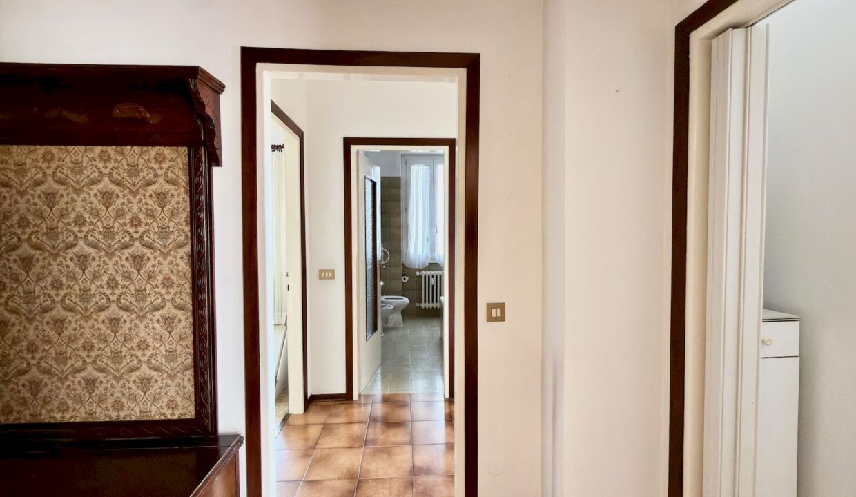 Domaso Appartamento con Balcone e Garage