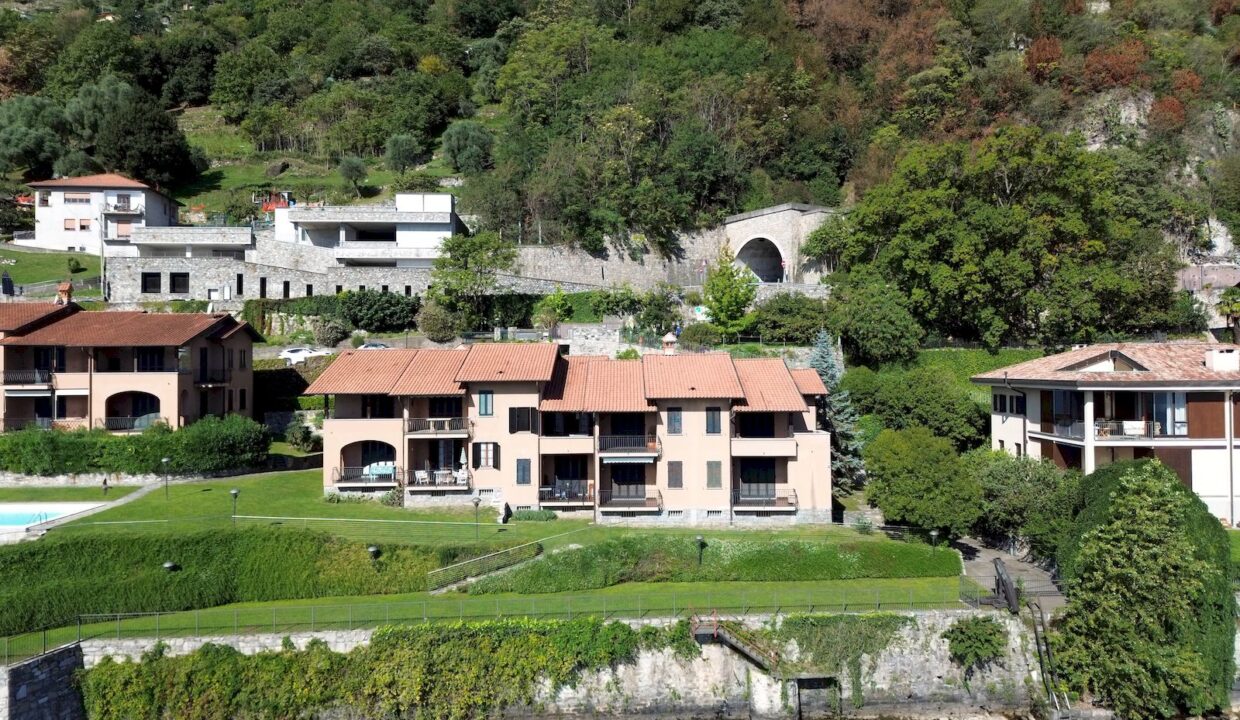 Appartamento Fronte Lago Como Musso