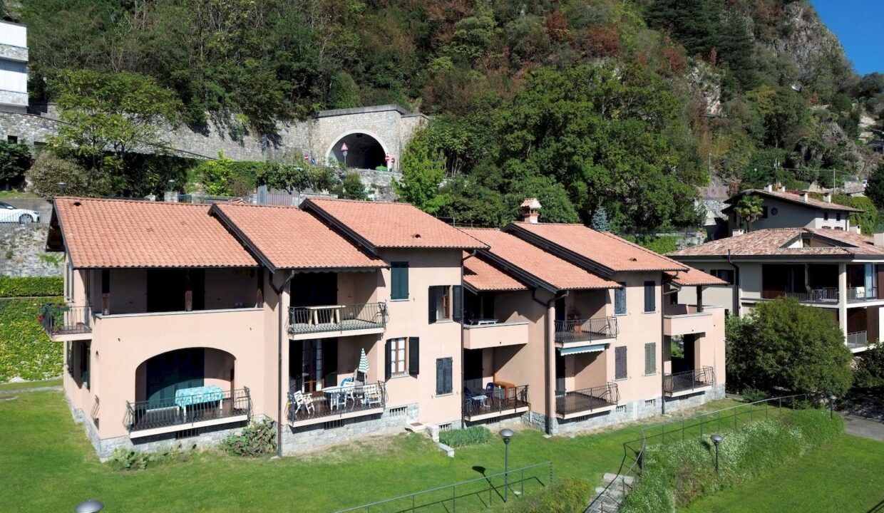 Appartamento Fronte Lago Como Musso