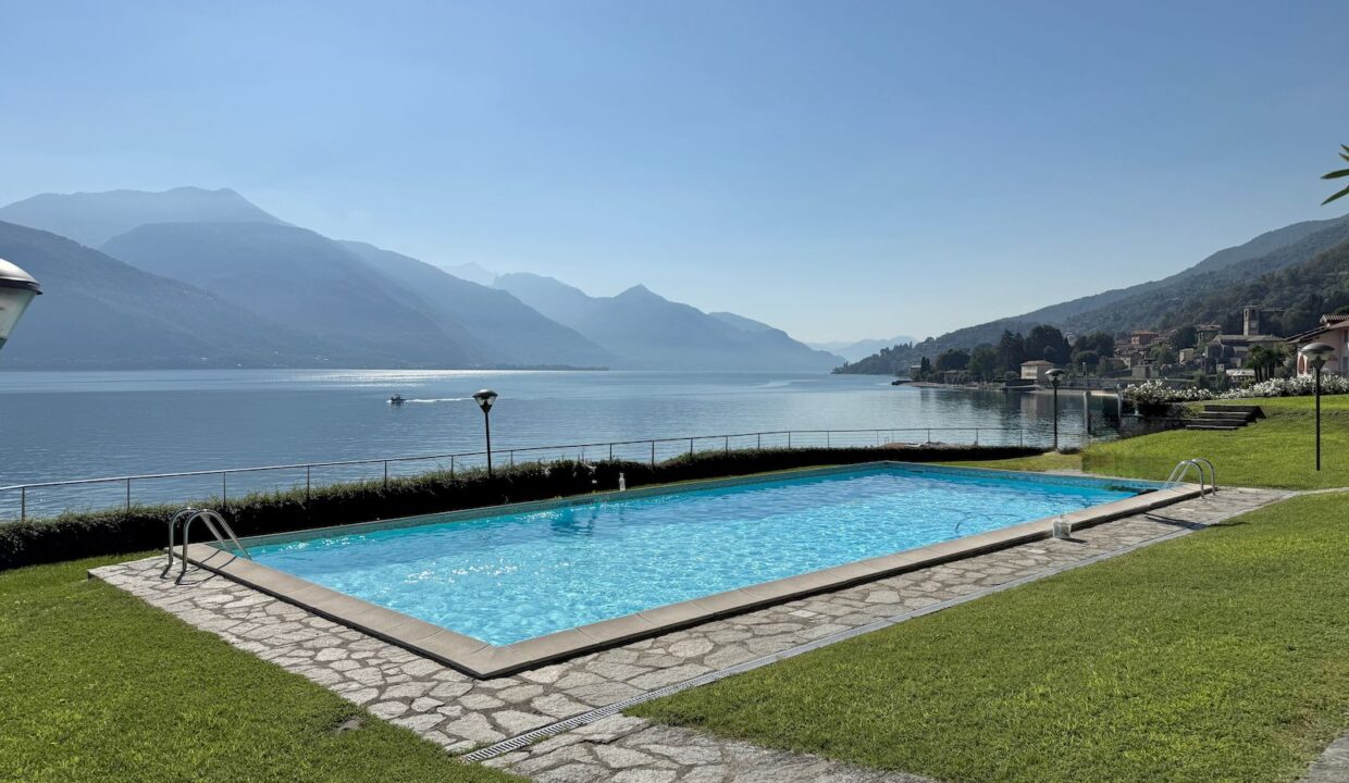 Appartamento Fronte Lago Como Musso