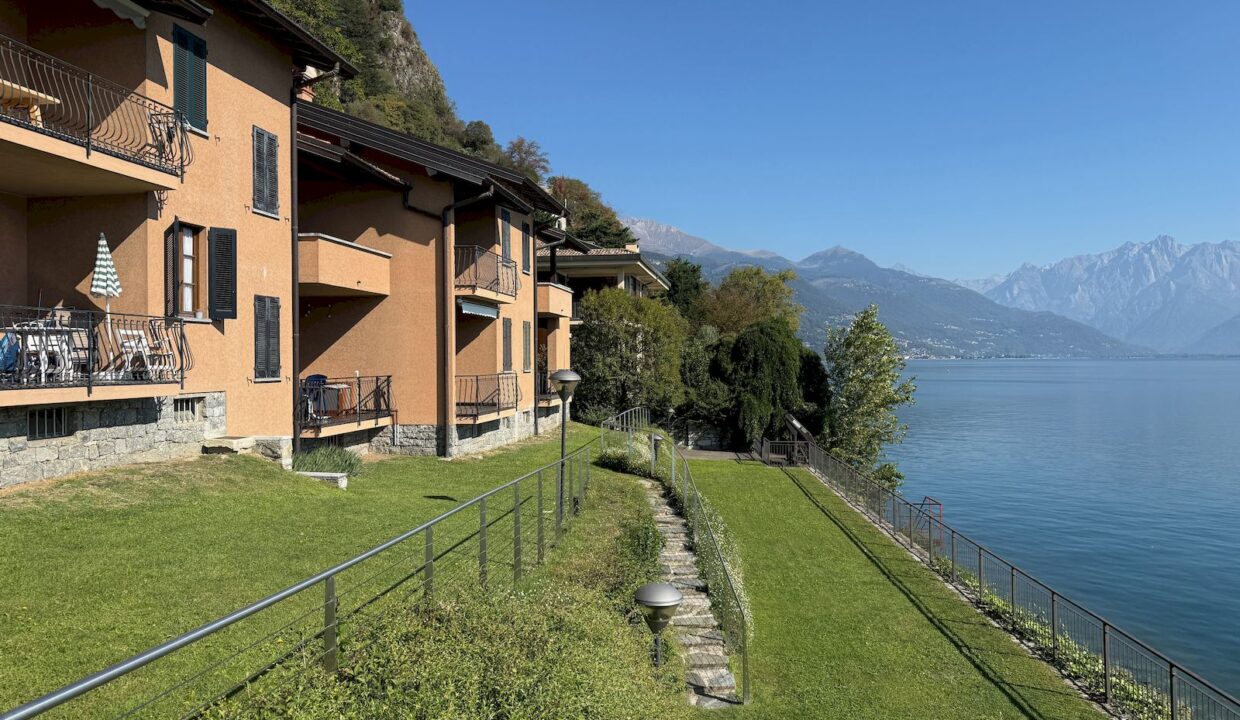 Appartamento Fronte Lago Como Musso