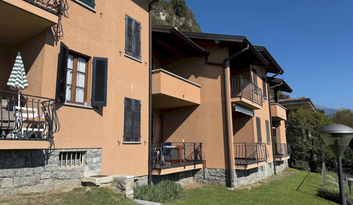 Appartamento Fronte Lago Como Musso