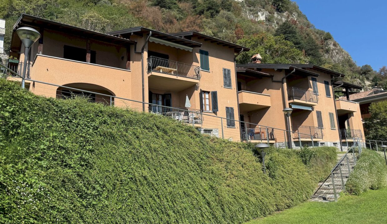 Appartamento Fronte Lago Como Musso