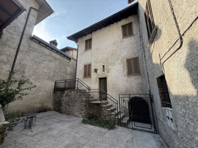 Casa Lago di Como Gera Lario Centro Storico