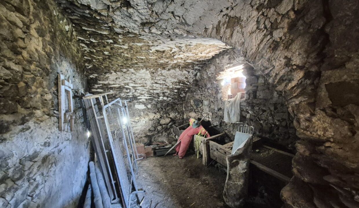 Gravedona ed Uniti Casa Da Ristrutturare Vista Lago