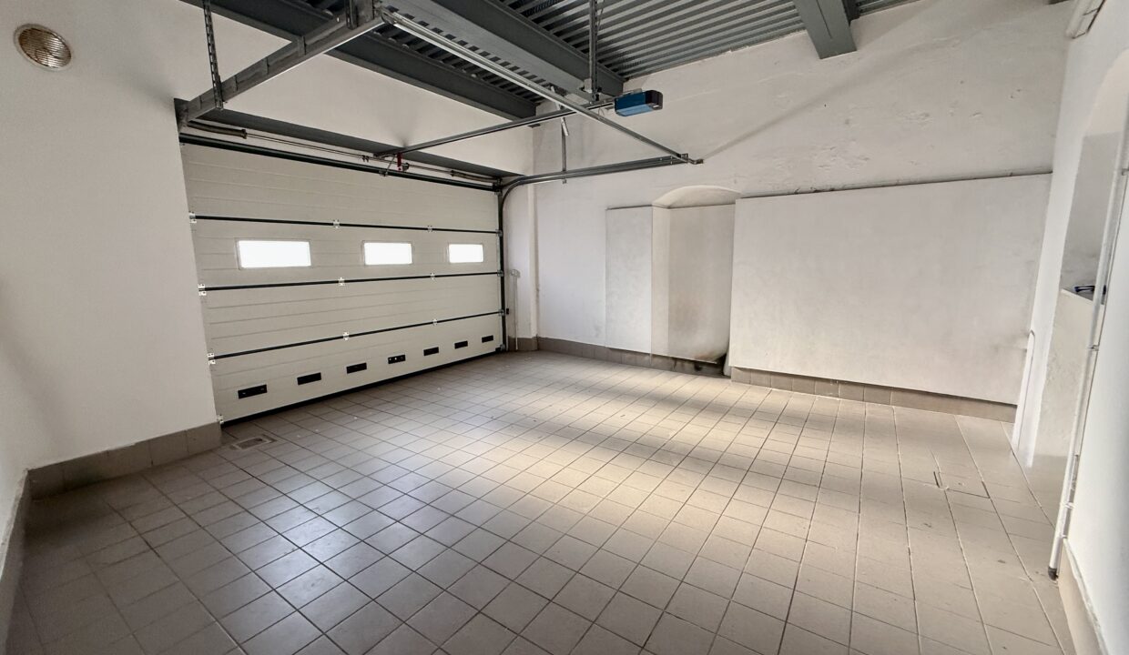 MC084 - Sala Comacina 27