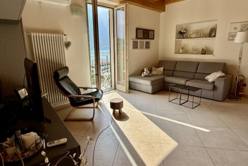 Nuove MC084 - Sala Comacina Nuove15