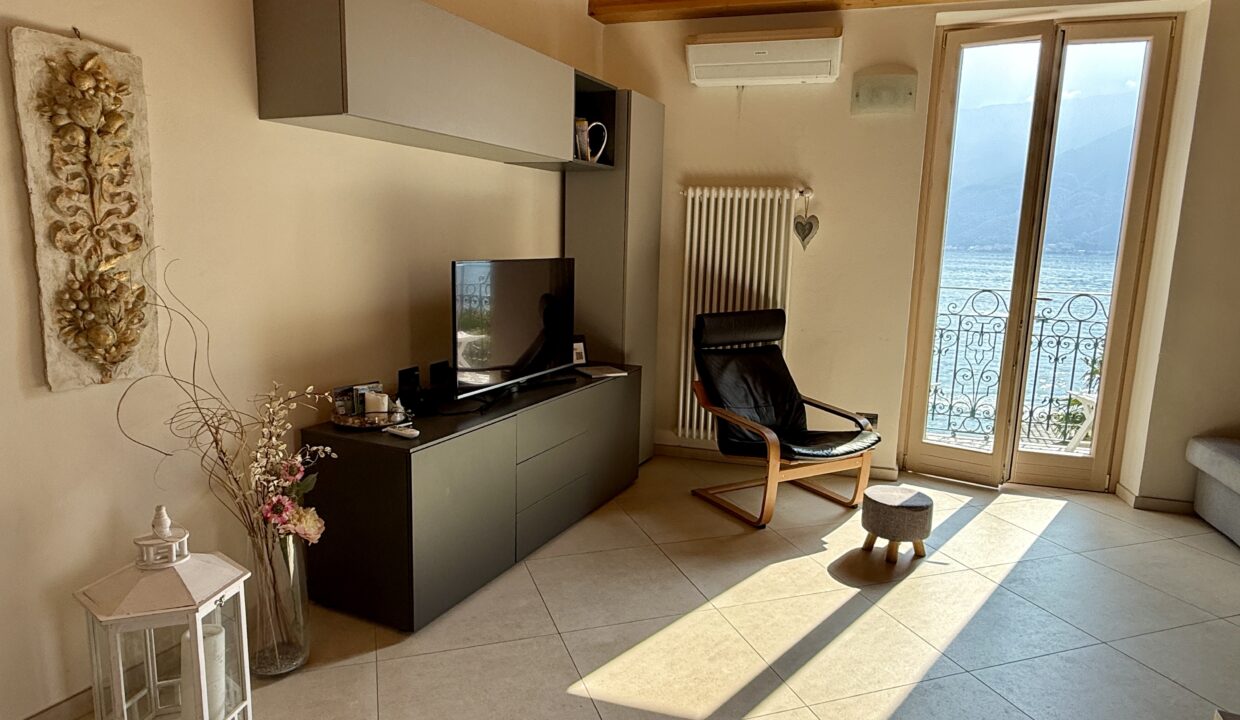 Nuove MC084 - Sala Comacina Nuove20