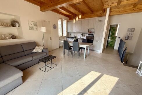 Nuove MC084 - Sala Comacina Nuove24