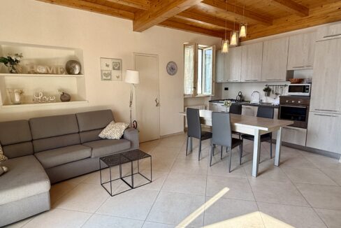 Nuove MC084 - Sala Comacina Nuove3