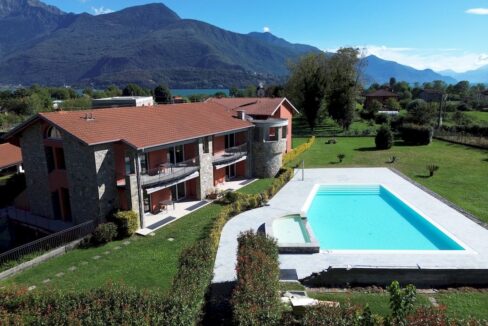 Appartamenti Gravedona ed Uniti con Piscina