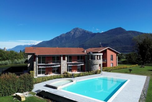 Appartamenti Gravedona ed Uniti con Piscina