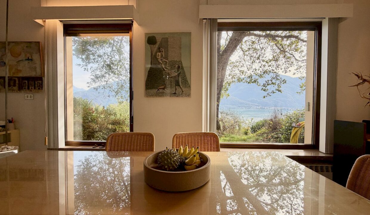 Villa Vista Lago Como con Terreno - Pianello del Lario