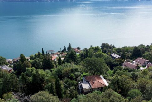 Villa Vista Lago Como con Terreno - Pianello del Lario