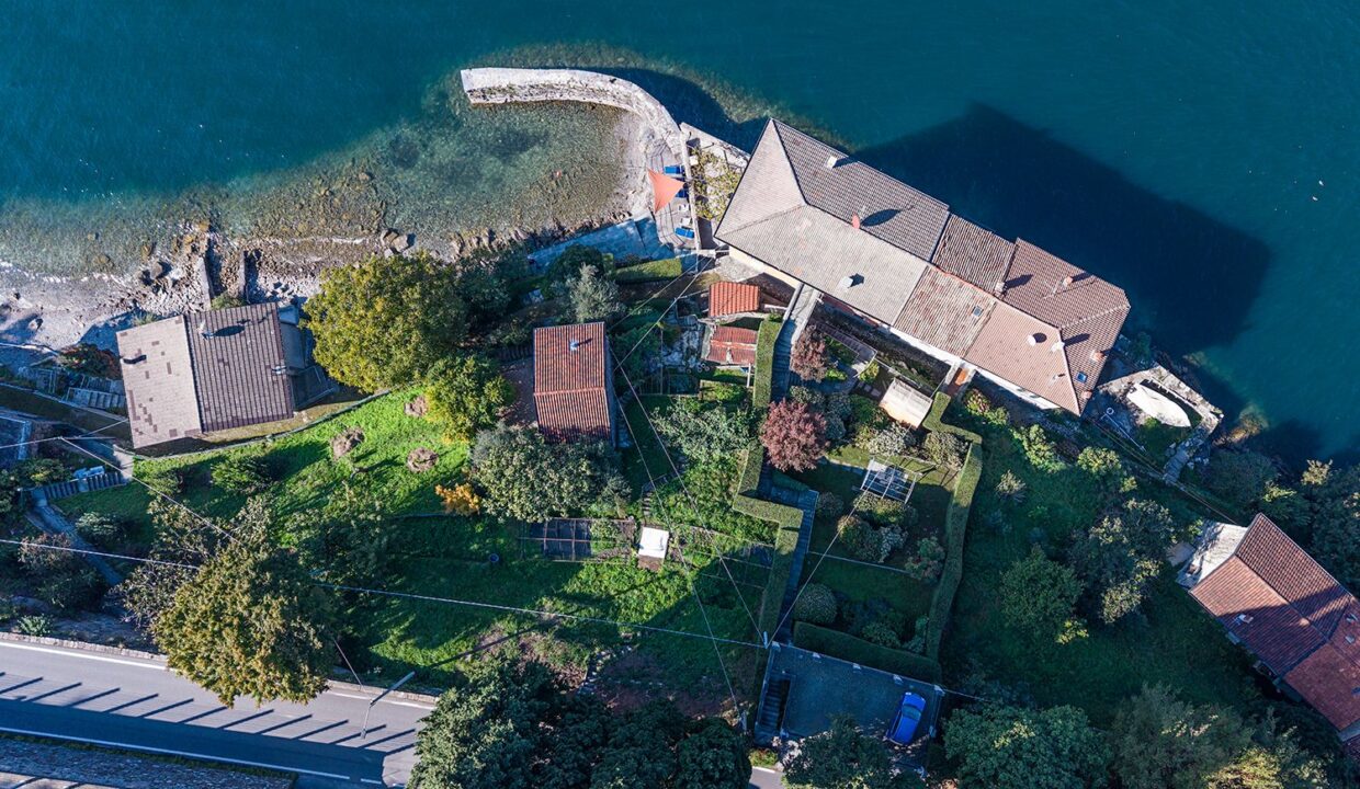 Appartamenti Fronte Lago Como Lezzeno con Darsena