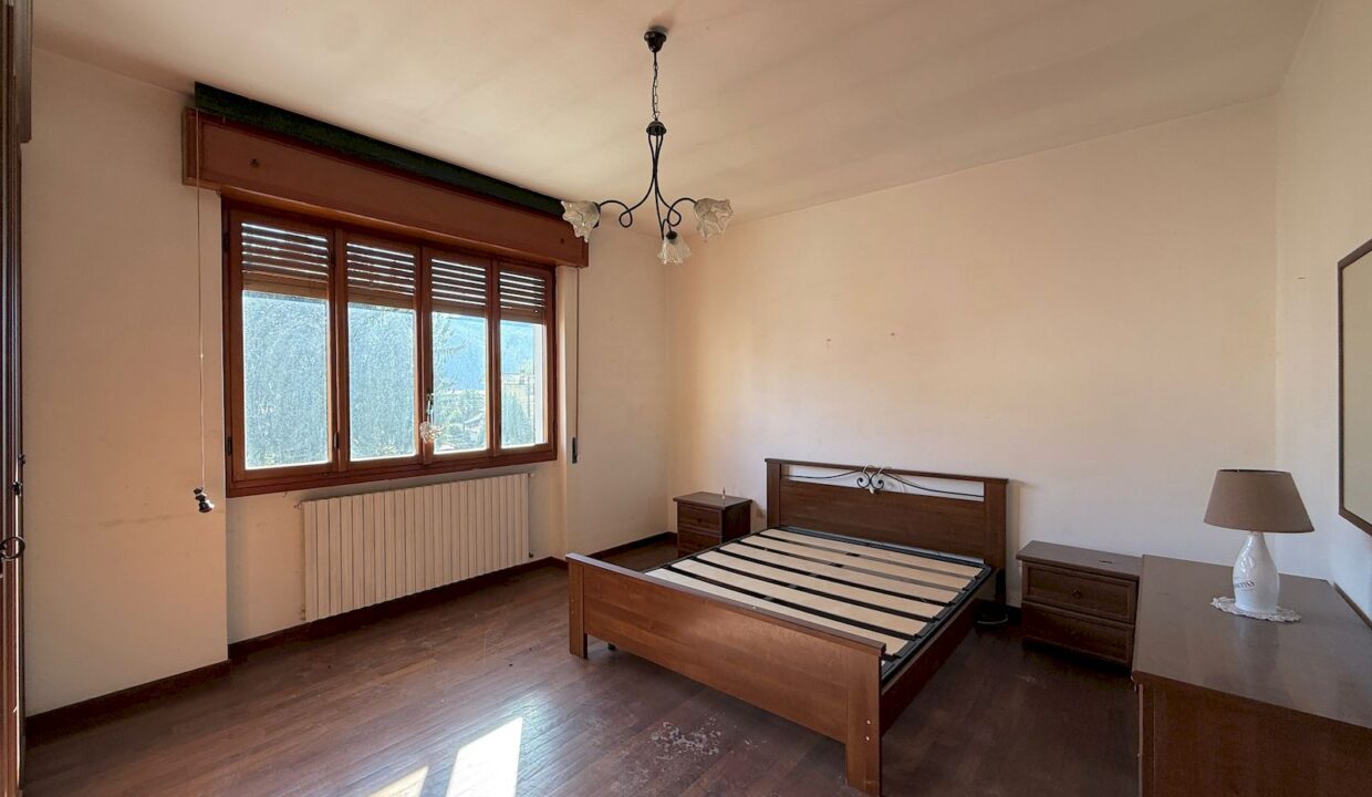 Appartamento con Terrazzi e Garage Dongo Lago Como