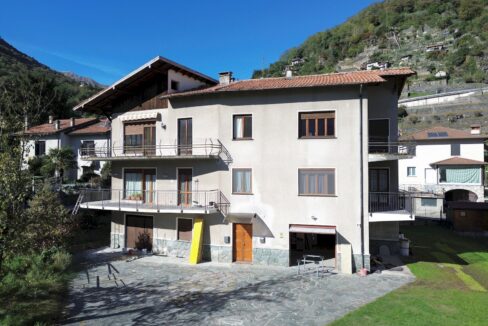 Appartamento con Terrazzi e Garage Dongo Lago Como