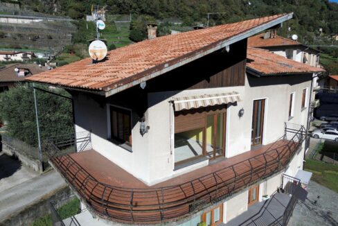 Appartamento con Terrazzi e Garage Dongo Lago Como