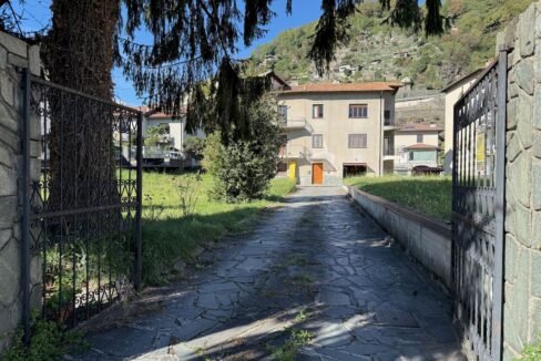 Appartamento con Terrazzi e Garage Dongo Lago Como