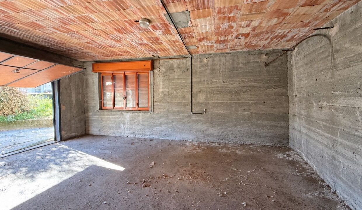Appartamento con Terrazzi e Garage Dongo Lago Como