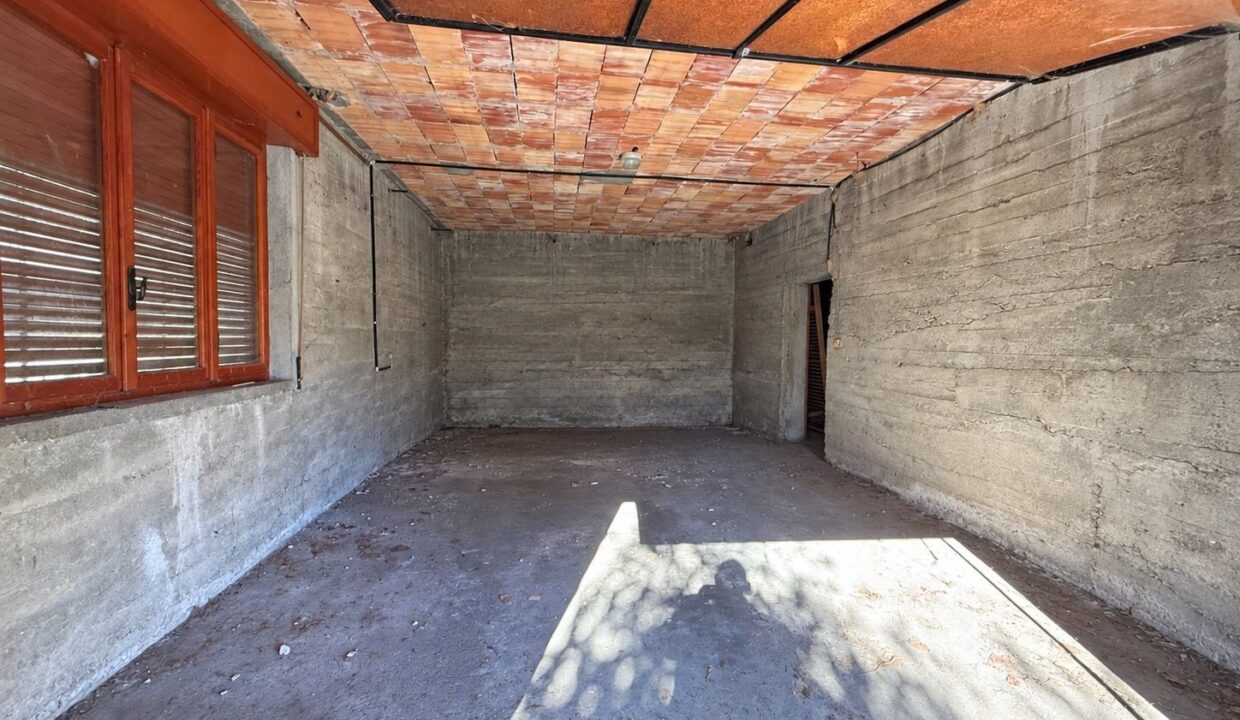 Appartamento con Terrazzi e Garage Dongo Lago Como