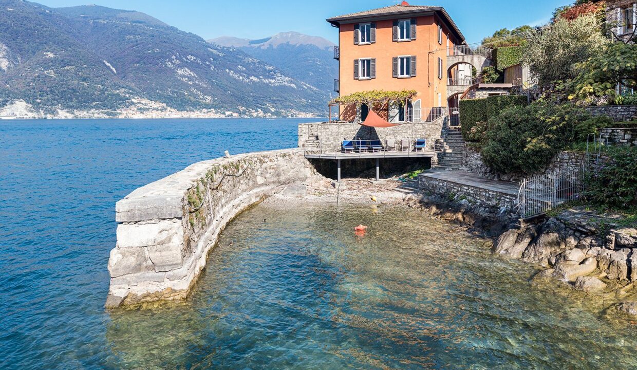 Appartamenti Fronte Lago Como Lezzeno con Darsena