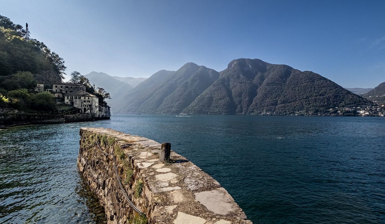 Appartamenti Fronte Lago Como Lezzeno con Darsena