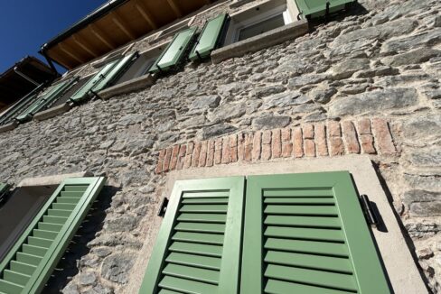 Appartamento Mantello con Giardino e Garage