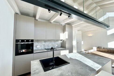 Appartamento Mantello con Giardino e Garage