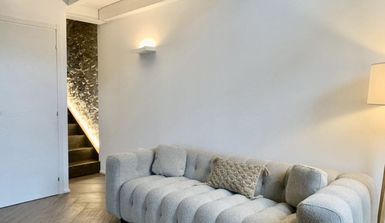 Appartamento Mantello con Giardino e Garage