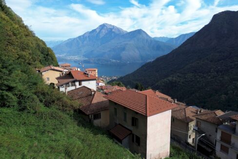 Casa Indipendente Dongo Collinare con Terreno