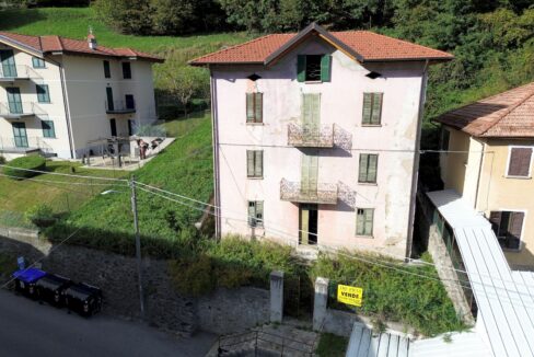 Casa Indipendente Dongo Collinare con Terreno