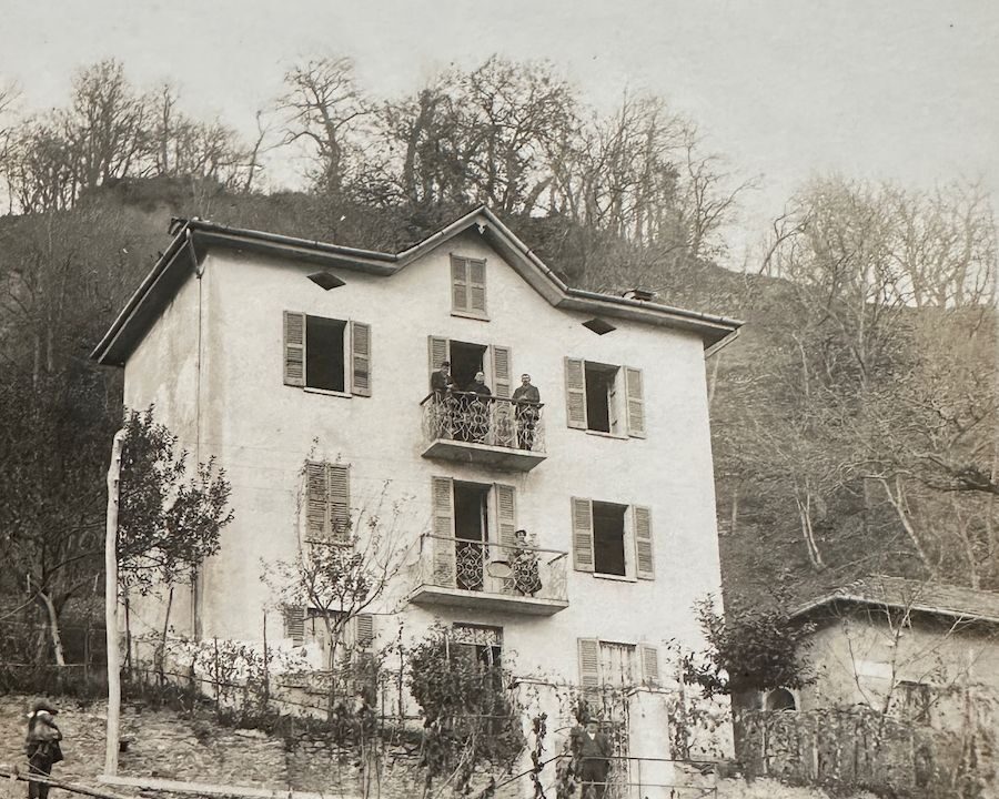Casa Indipendente Dongo Collinare con Terreno