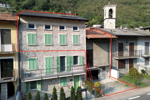 Appartamento Mantello con Giardino e Garage