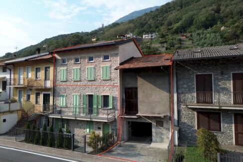 Appartamento Mantello con Giardino e Garage