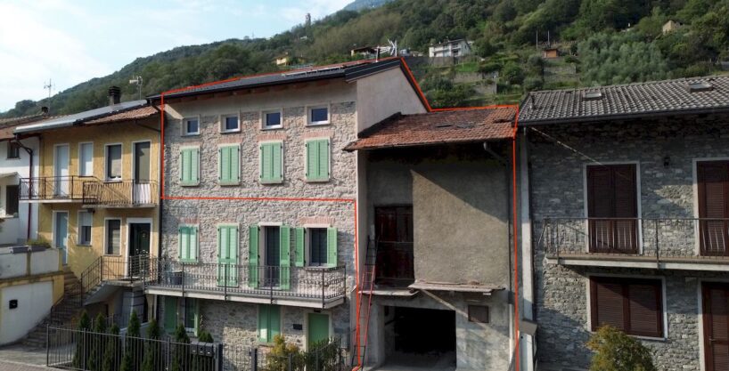 Appartamento Mantello con Giardino e Garage
