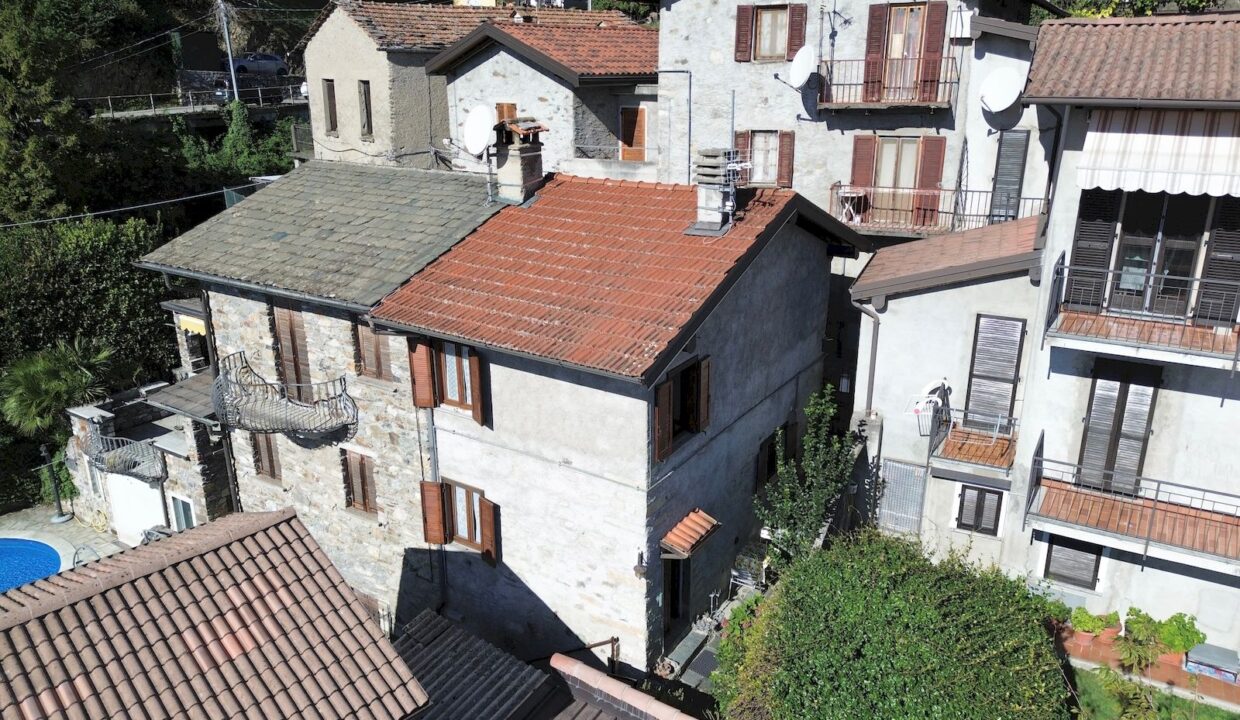 Musso Casa con Terrazzo Vista Lago
