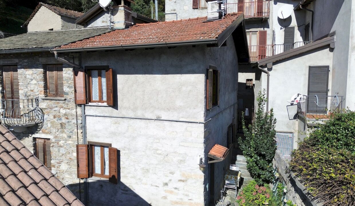 Musso Casa con Terrazzo Vista Lago
