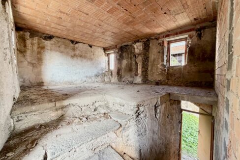 Gravedona ed Uniti Rustico Indipendente con Giardino