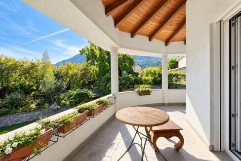 Lago Como Villa Moderna con Giardino - Dongo