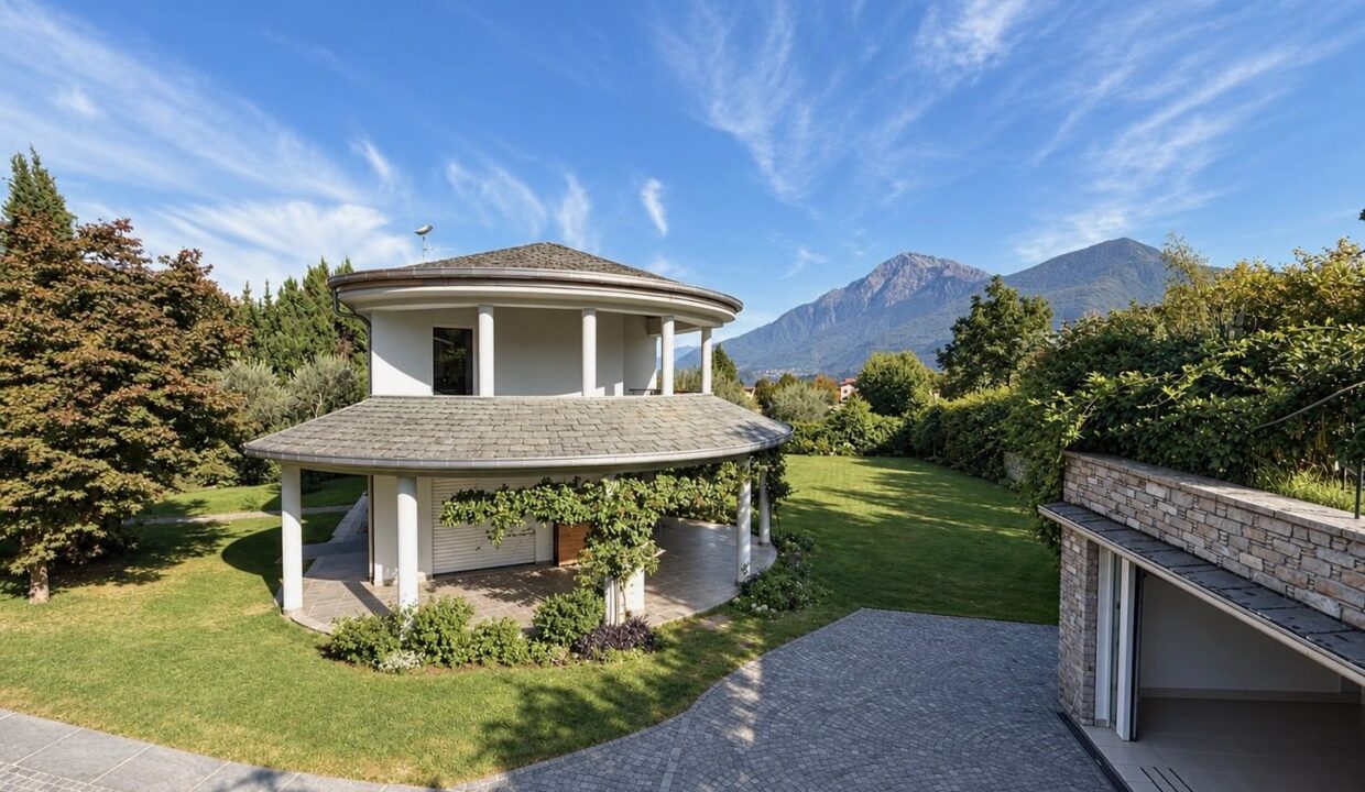 Lago Como Villa Moderna con Giardino - Dongo