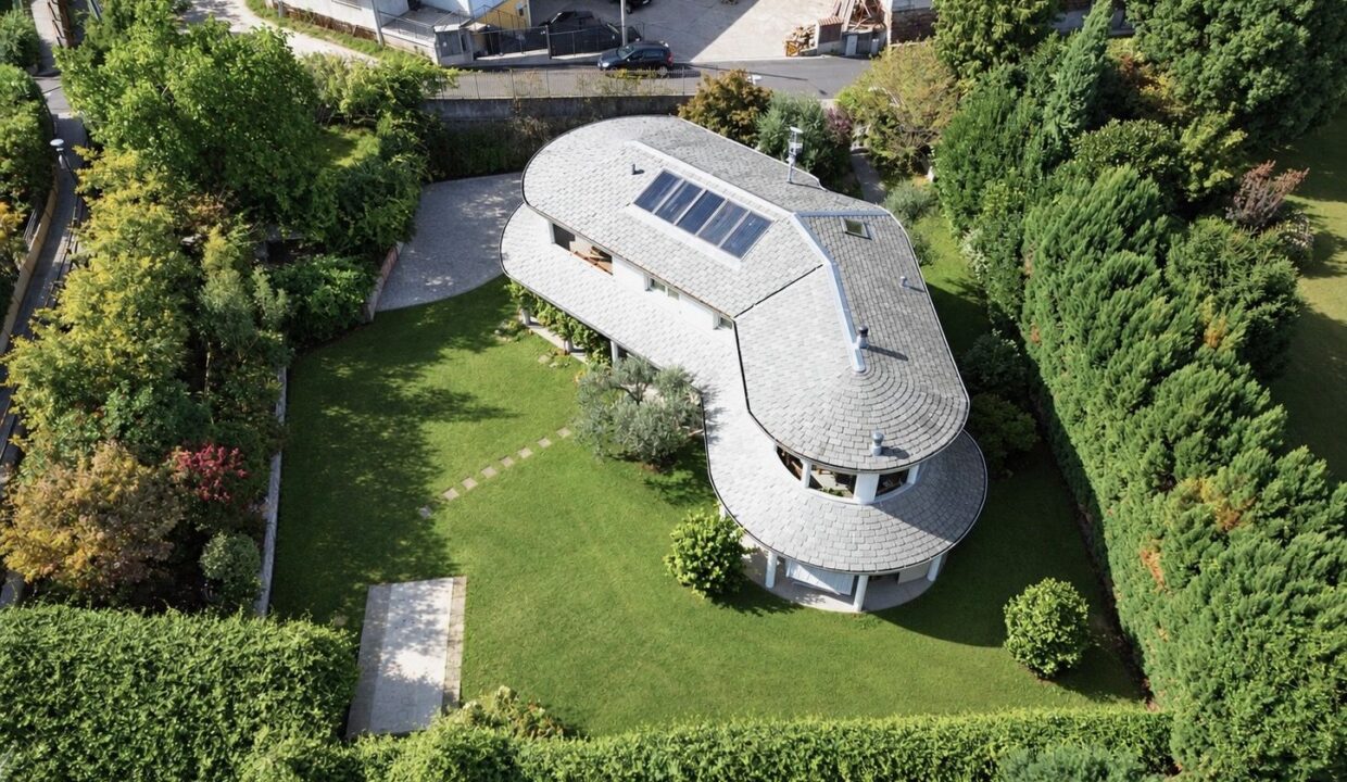 Lago Como Villa Moderna con Giardino - Dongo