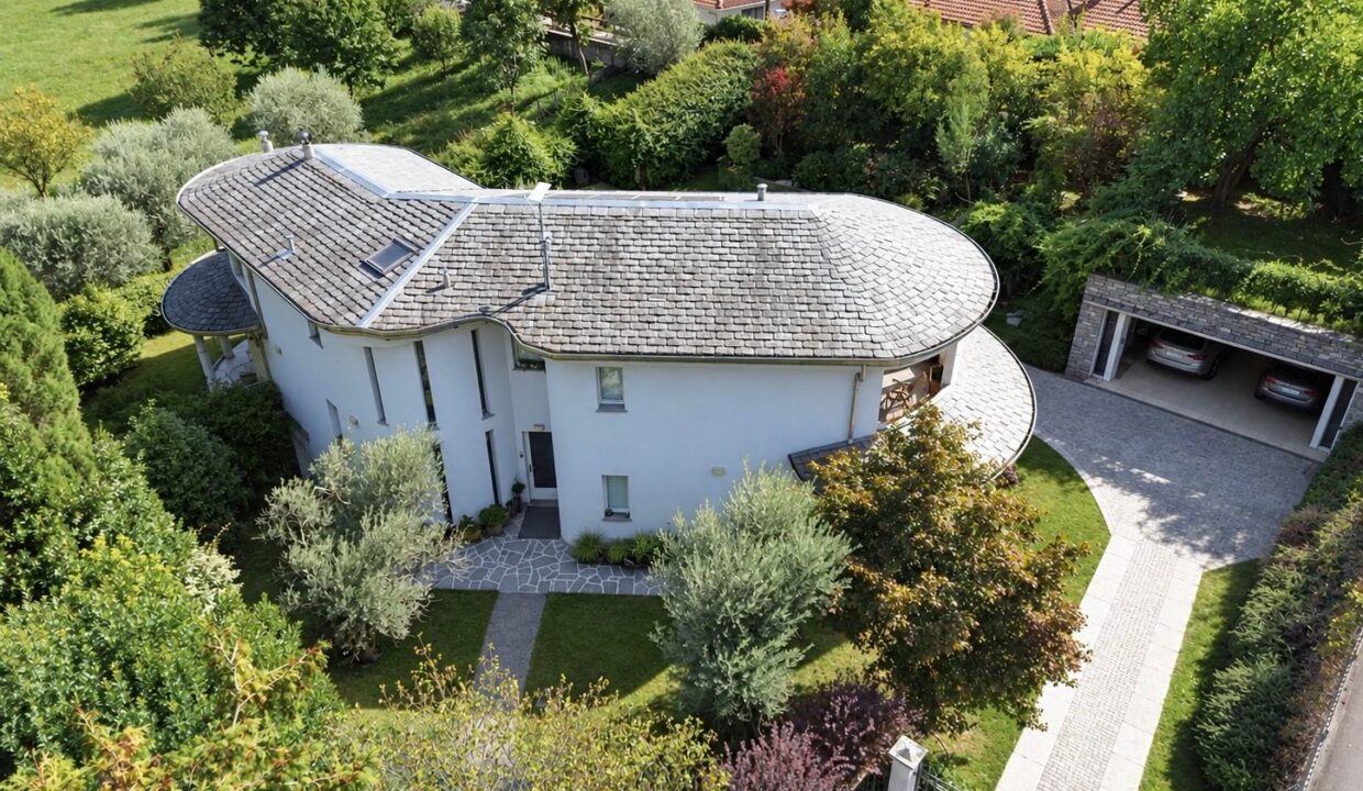 Lago Como Villa Moderna con Giardino - Dongo