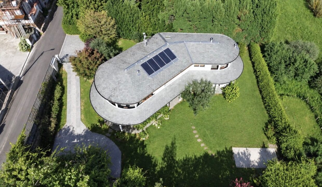 Lago Como Villa Moderna con Giardino - Dongo