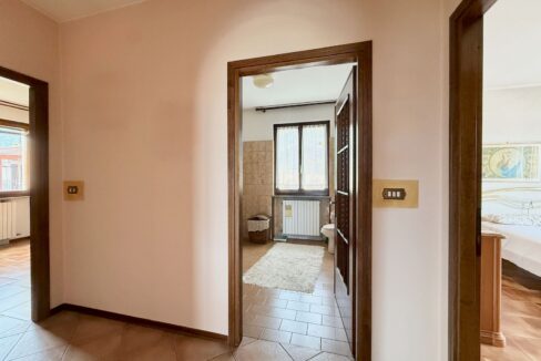 Villa Indipendente Dongo con Giardino 200mt Lago