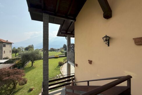 Villa Indipendente Dongo con Giardino 200mt Lago