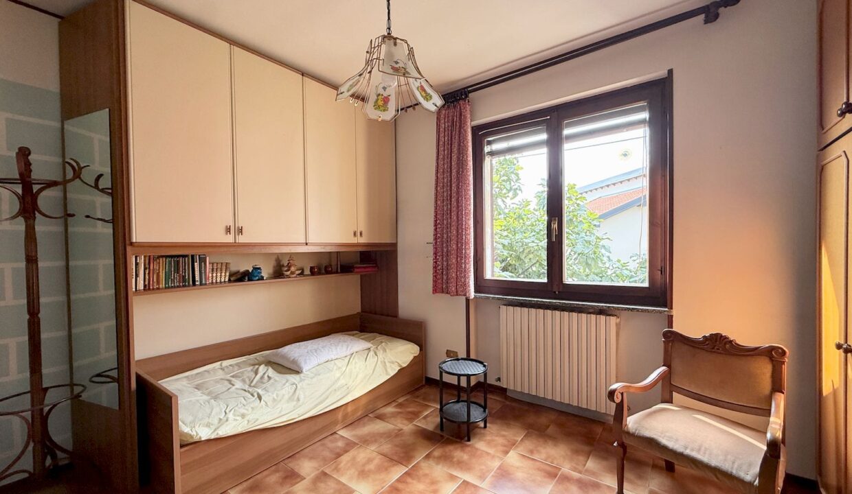 Villa Indipendente Dongo con Giardino 200mt Lago