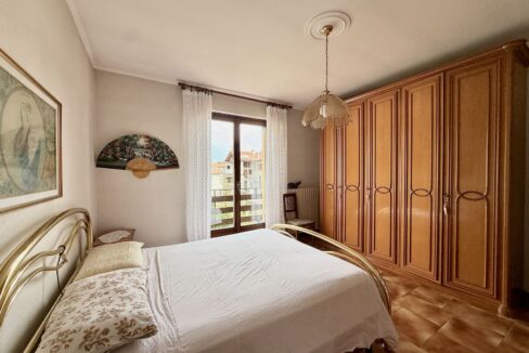 Villa Indipendente Dongo con Giardino 200mt Lago