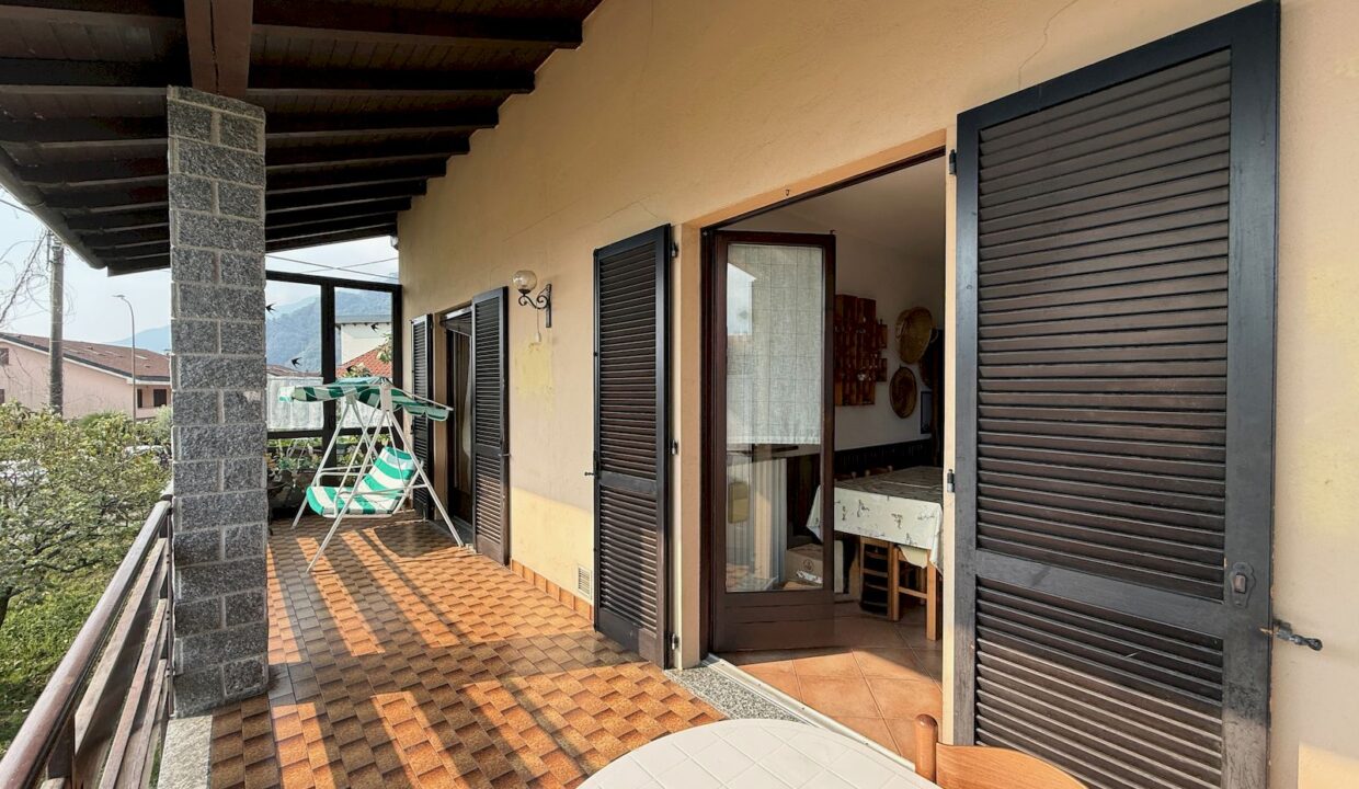 Villa Indipendente Dongo con Giardino 200mt Lago